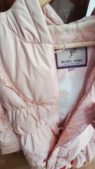 Plumas rosa kawaii con flores