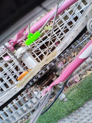 Bicicleta infantil rosa 20. De calidad, 180€ nueva