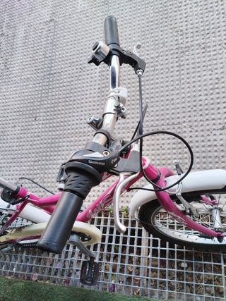 Bicicleta infantil rosa 20. De calidad, 180€ nueva