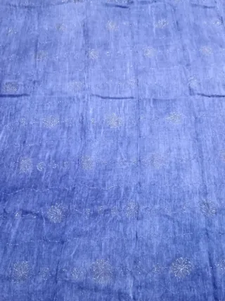 Sciarpa blu con frange