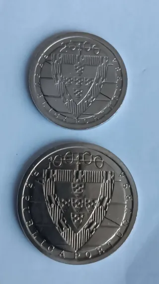 Medalhas D. João I - 25 e 100 Escudos