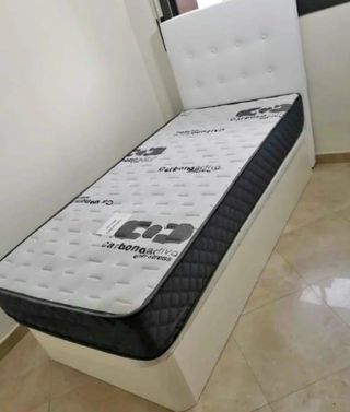 Canapé abatible y colchón