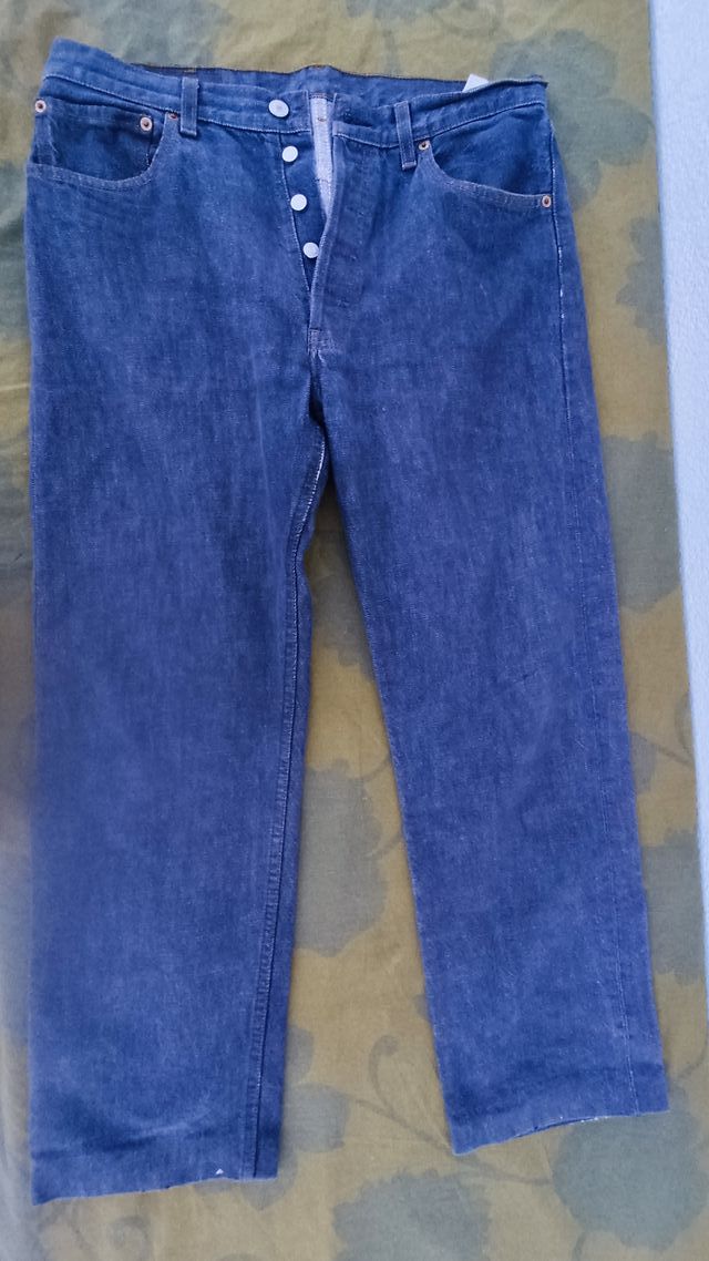 Levi Strauss Co. 501, azul marinho escuro. W34 L34