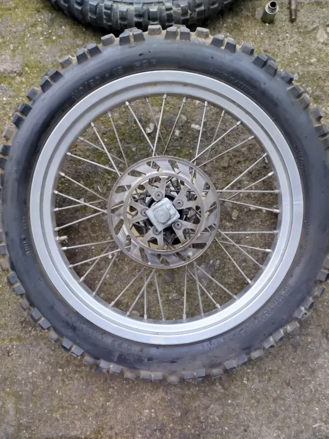 2 Ruedas Beta RR, Senda, Rieju