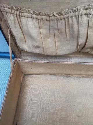 Maleta antigua de cuero vintage