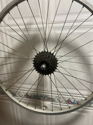 Rueda de Bicicleta 26 con Piñonera