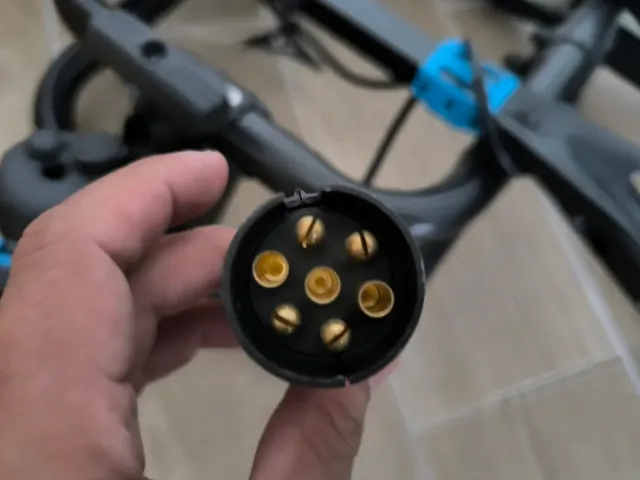 Portabicicletas para bola para 2 bicis con cierre.