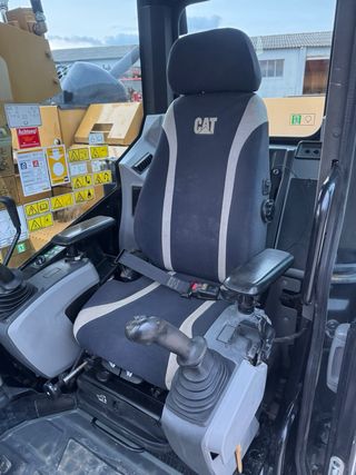 Excavadora Caterpillar 315FL