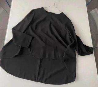 Blusón con vuelo negro talla única