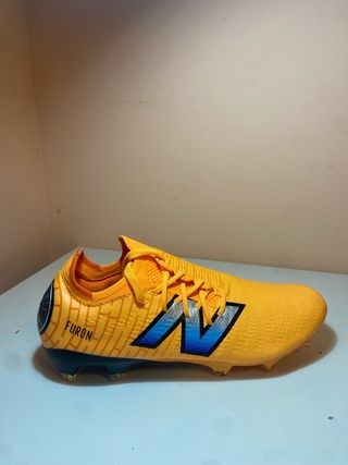 Botas de fútbol New Balance Furon Naranja