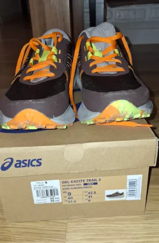 Zapatillas ASICS Talla 42.5 (27cm)