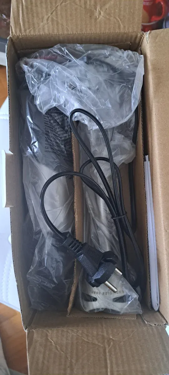 Batidora Taurus Bapi  1200W PLUS INOX