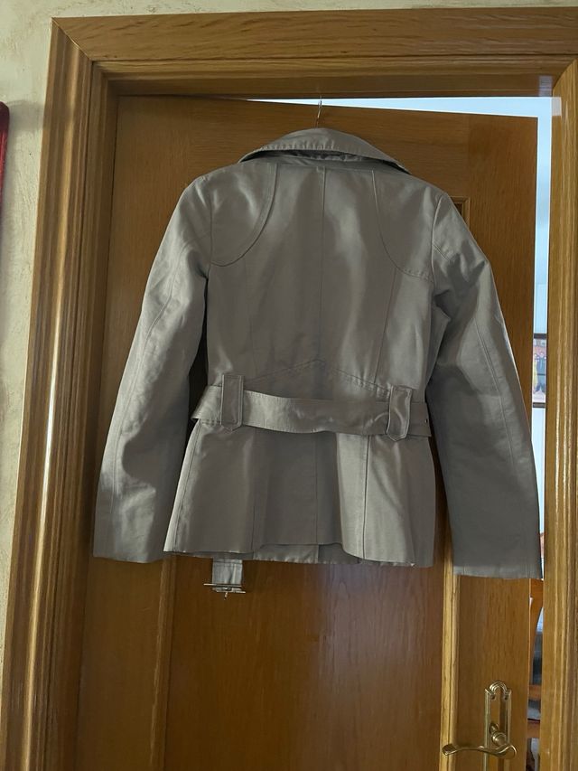 Gabardina corta Geox beige