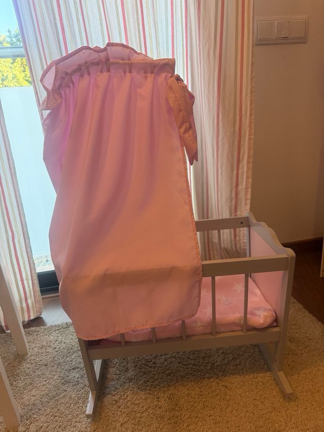 Cuna de muñecas infantil rosa