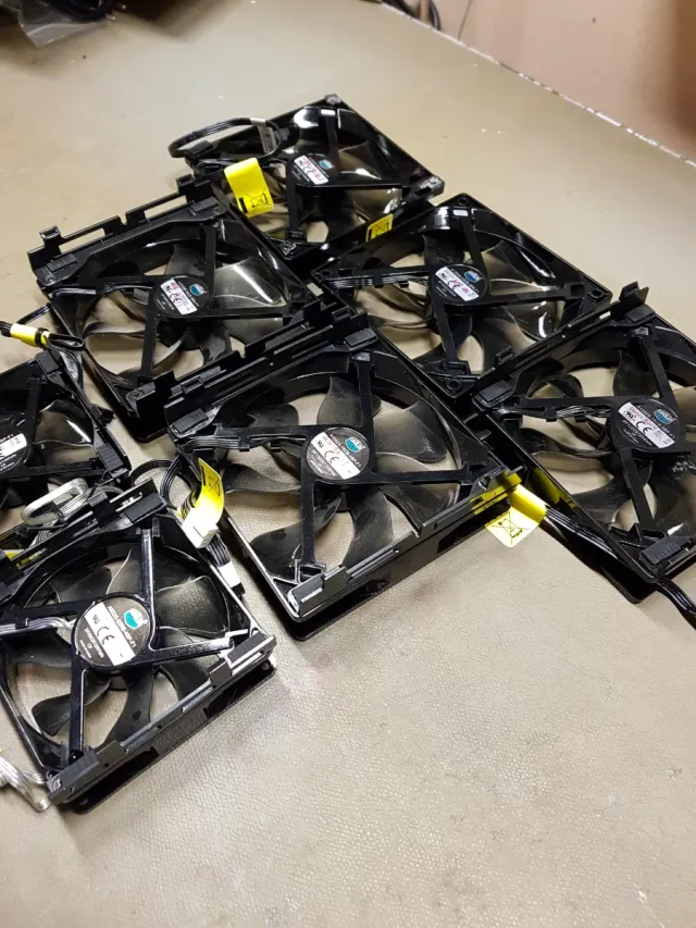 Set di ventilatori Cooler Master 120mm e 80mm