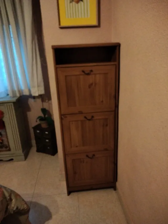 Zapatero de madera 3 puertas