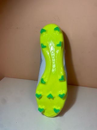 Botas de fútbol New Balance Furon