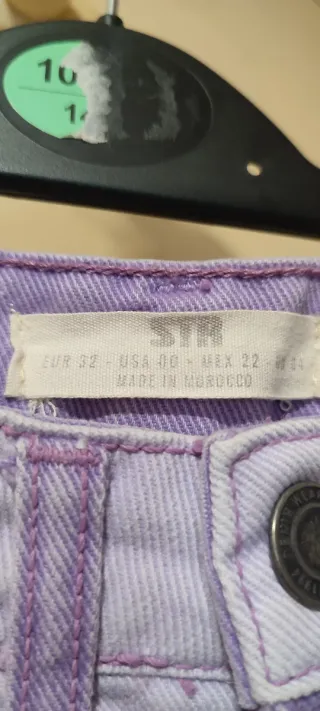 Pantalón vaquero bicolor morado y lila