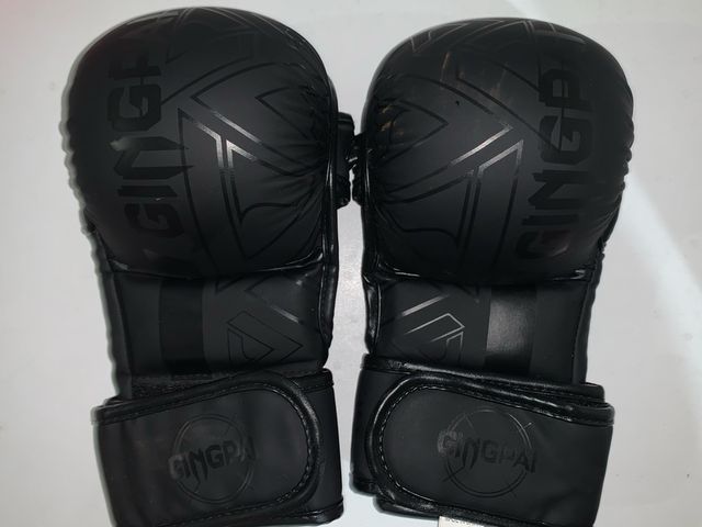 Guantillas MMA GINGPAI Negras