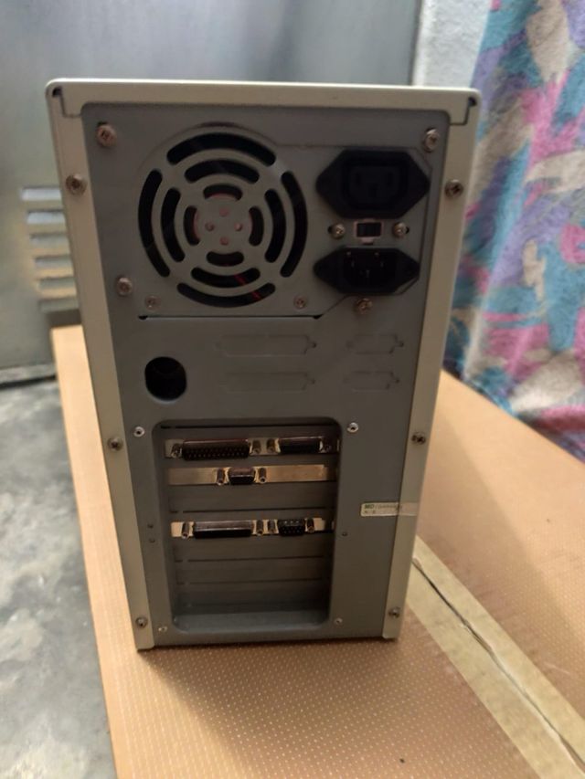 Kit Ordenador Antiguo Beige/Gris