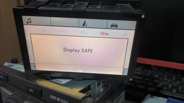 Pantalla CID Vectra C