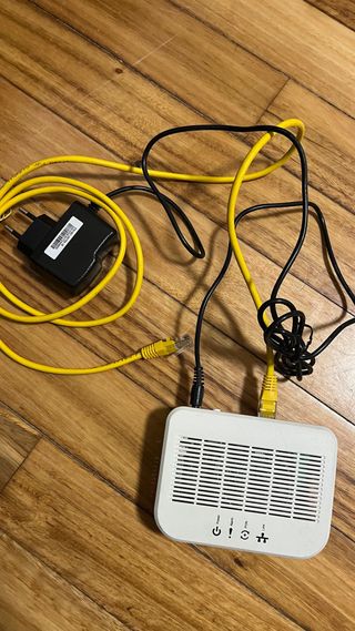 Router Ethernet Blanco