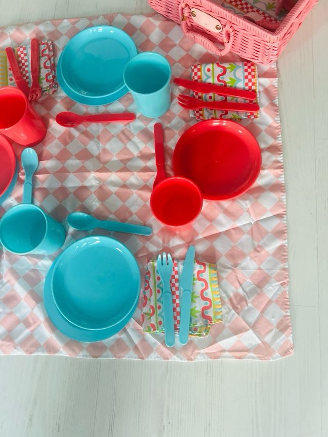 Cesta Picnic Niños. Le falta enganche del cierre