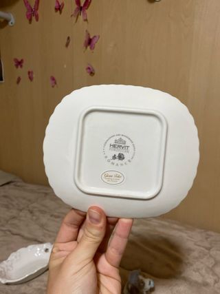 Piattino in porcellana decorato