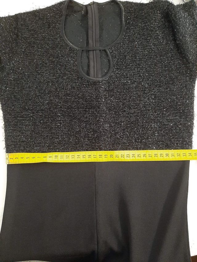 Mono negro con brillos