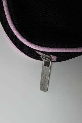 Neceser United Colors of Benetton Negro y Rosa