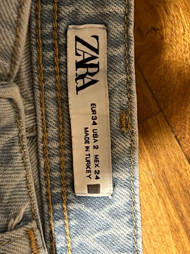 Jeans Zara vita alta svasati