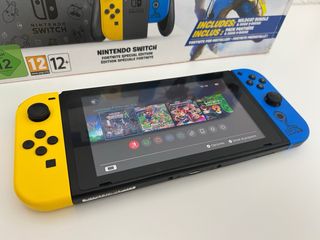 Nintendo Switch especial y Edición Fortnite