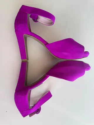 Sandalias Daniel Shoes Talla 37 Horma Ancha