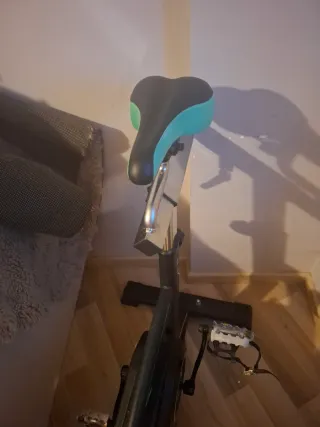 Bicicleta estática casi nueva contador roto