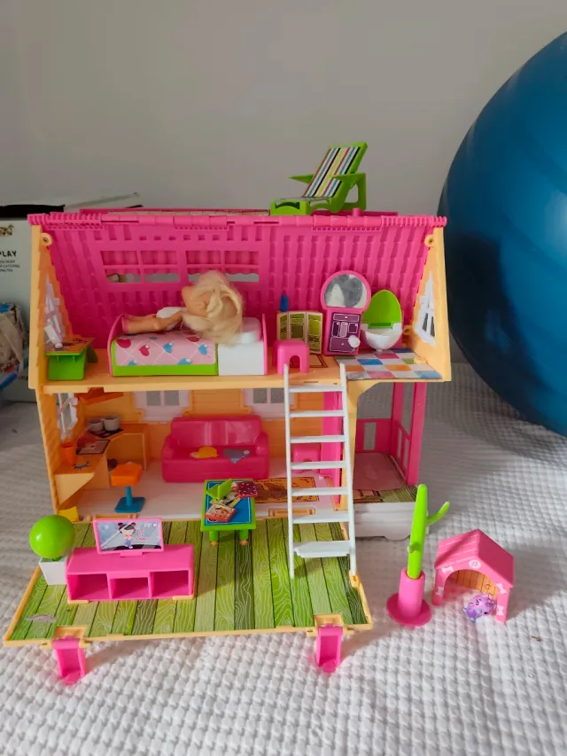 Barriguitas Casa Maletín con Ruedas