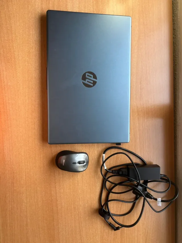 Ordenador portátil HP Plata y Negro