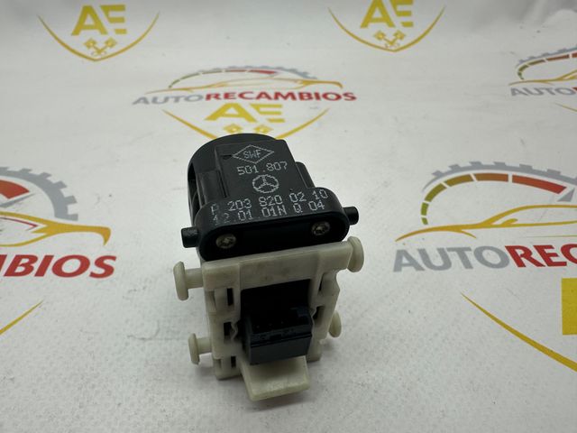 Mando Elevalunas Mercedes A2038200210 Q04