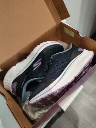 Zapatillas Skechers Slip-ins GO RUN Negras Púrpura