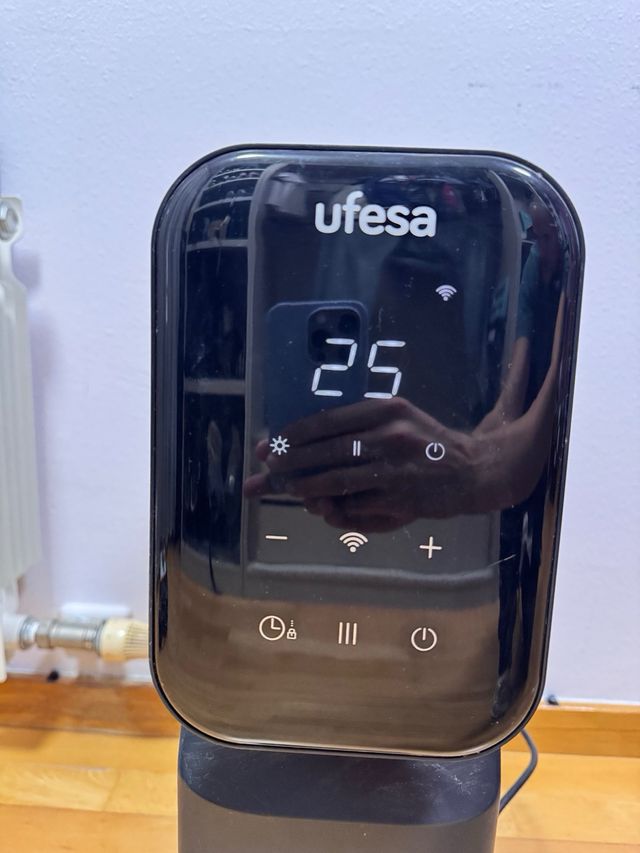 Radiador Aceite Digital Ufesa Negro