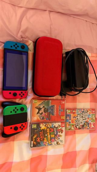 Nintendo Switch + 3 Juegos + Accesorios