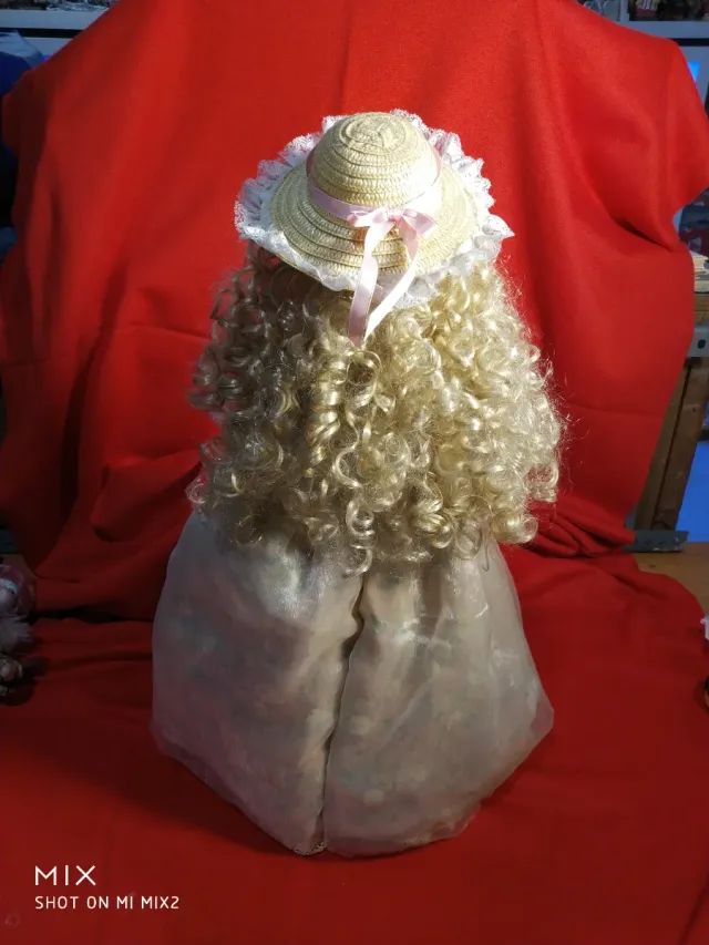 Elegante Muñeca Porcelana Vestido organza.