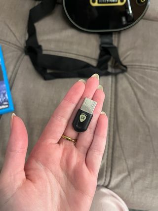 Guitarra Wii U + Juego Guitar Hero Live