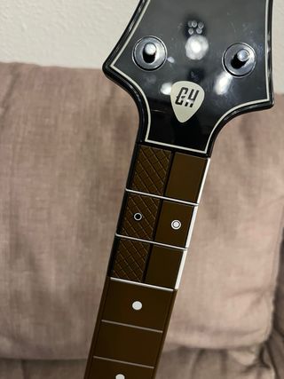 Guitarra Wii U + Juego Guitar Hero Live