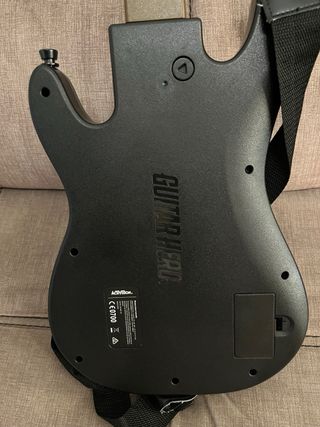 Guitarra Wii U + Juego Guitar Hero Live