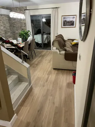 Instalación tarima flotante y vinílica