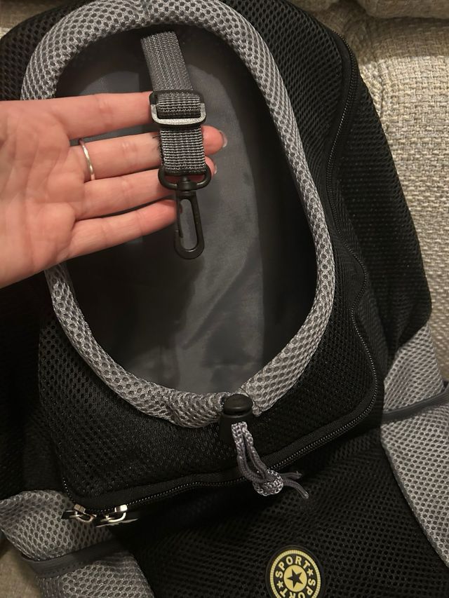 Zaino per cani mai usato