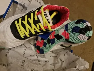 Zapatillas fútbol sala Kelme sin estrenar