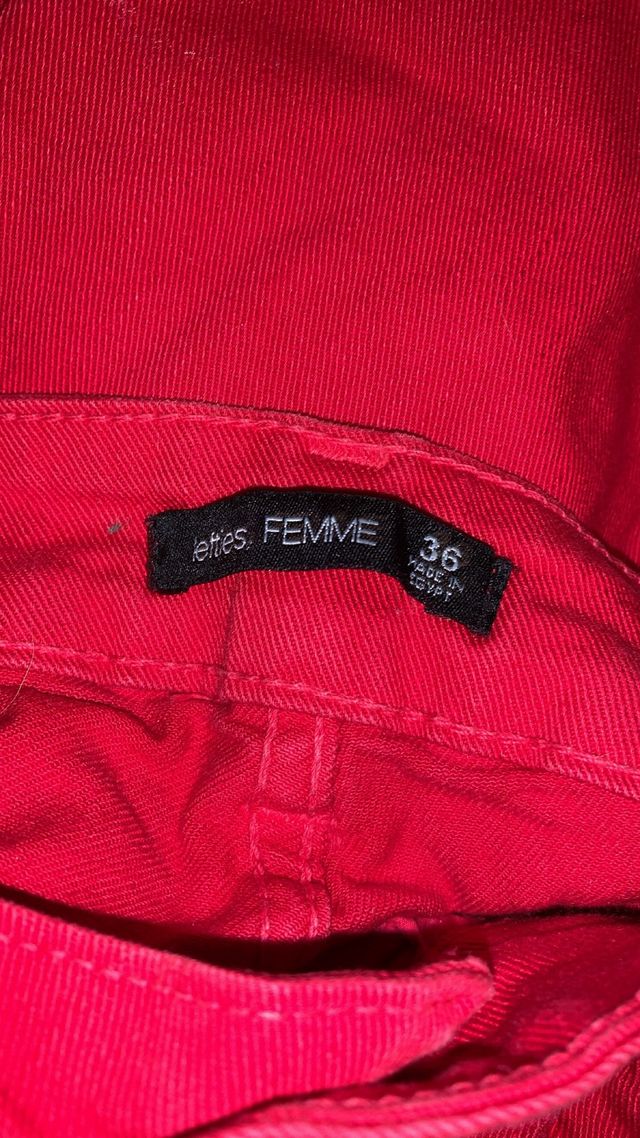 Pantalón Rojo Talla M