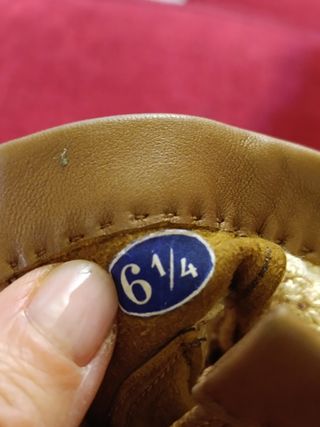 Guantes de piel y crochet