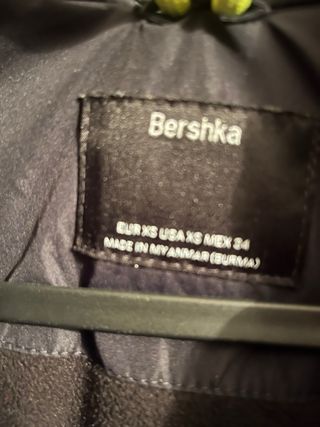 Plumas Bershka gris talla XS